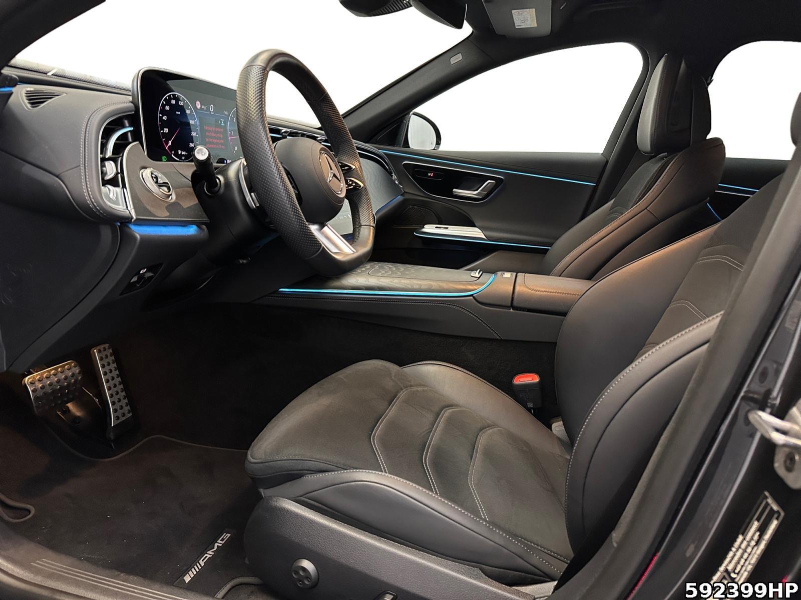 Fahrzeugabbildung Mercedes-Benz E 220 d AMG Night DISTRONIC Ambiente KEYLESS