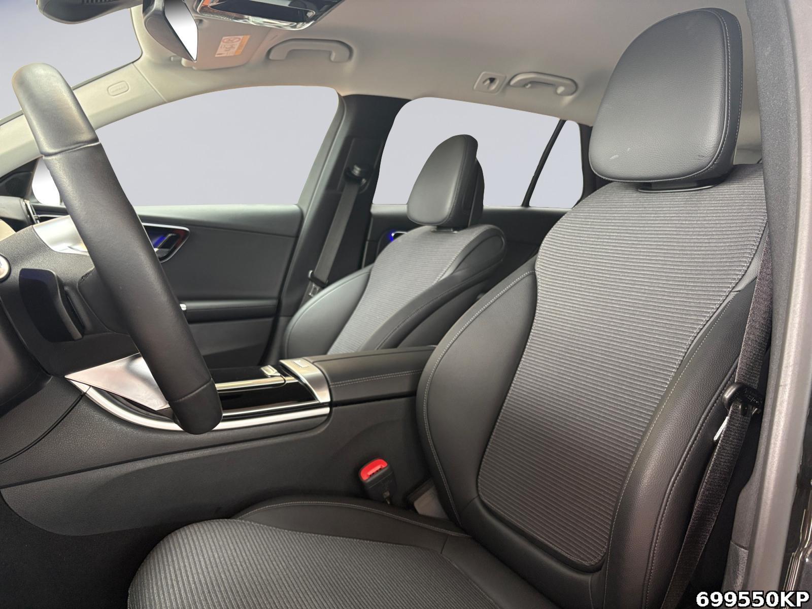 Fahrzeugabbildung Mercedes-Benz C 220 d T Avantgarde AHK Lenkradhzg Kamera LED