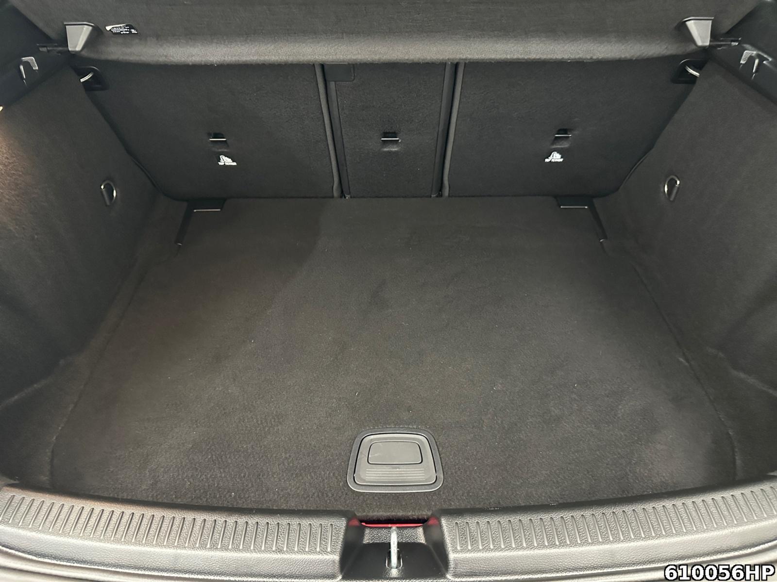 Fahrzeugabbildung Mercedes-Benz A 180 AMG Multibeam Soundsyst 360° Night Totw.
