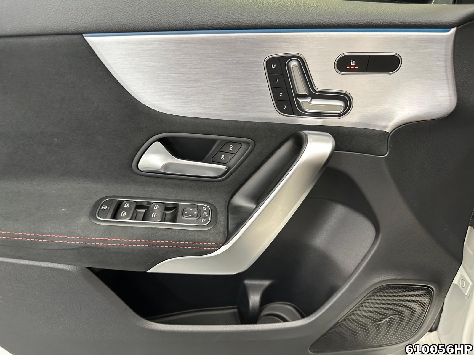 Fahrzeugabbildung Mercedes-Benz A 180 AMG Multibeam Soundsyst 360° Night Totw.