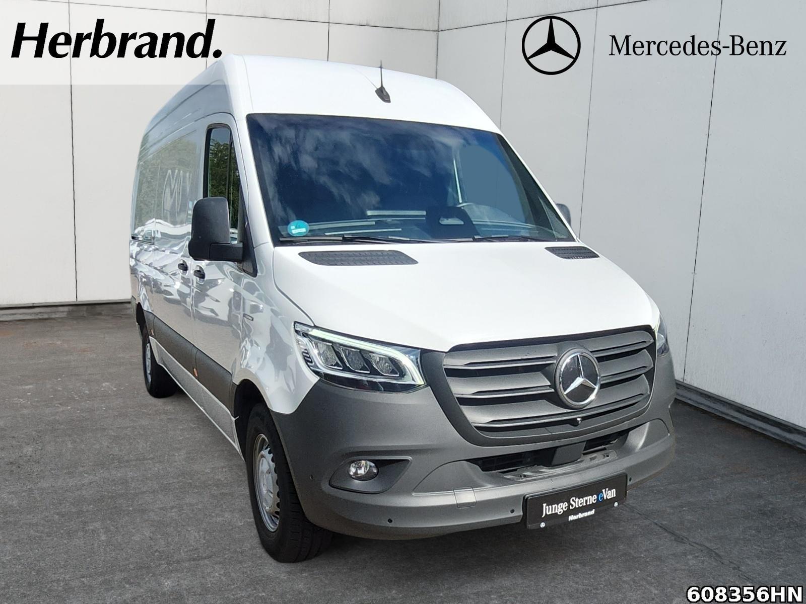 Fahrzeugabbildung Mercedes-Benz eSprinter 414 Kasten*L2H2*BOTT Regale*LED*TOP!
