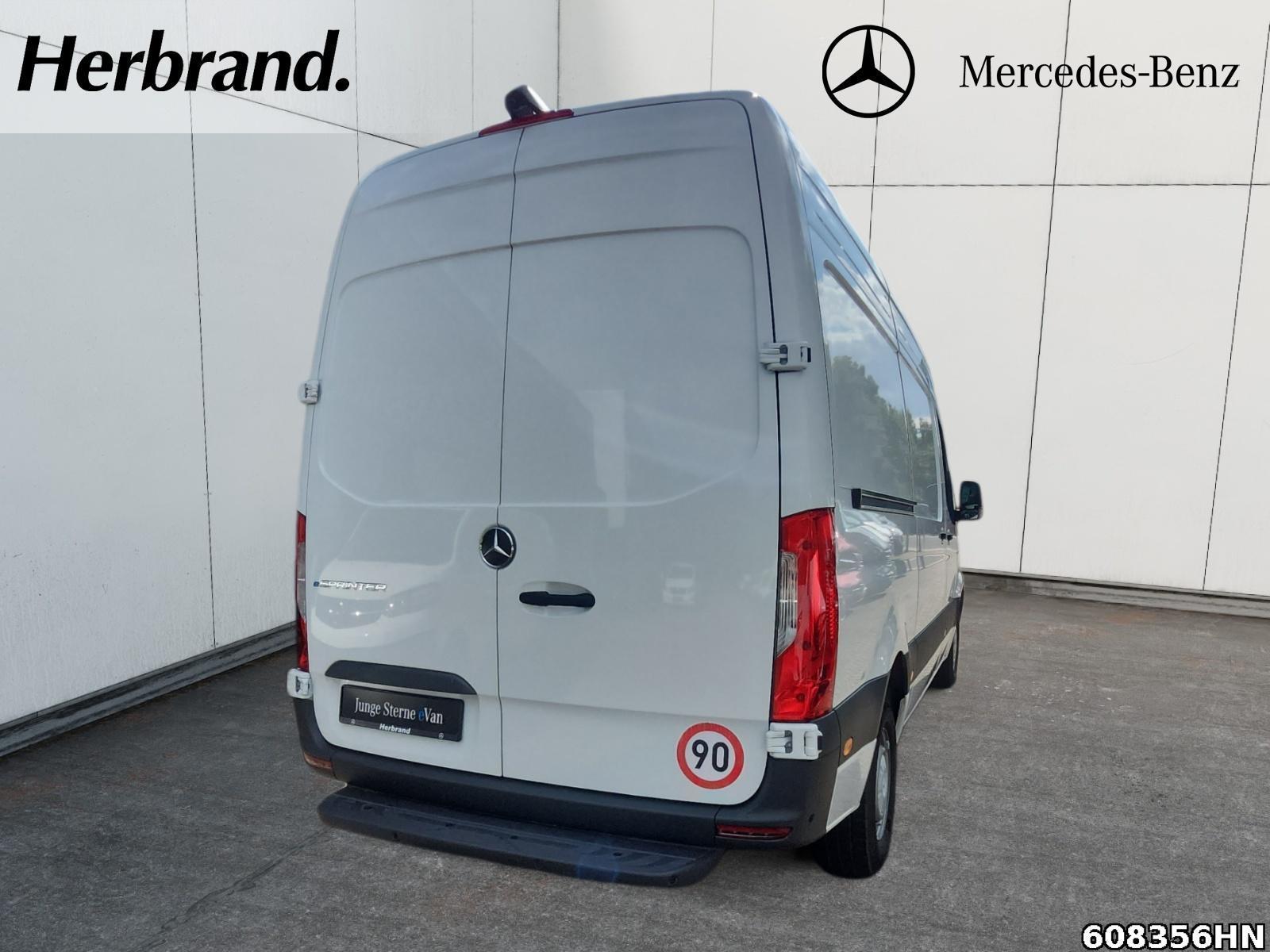 Fahrzeugabbildung Mercedes-Benz eSprinter 414 Kasten*L2H2*BOTT Regale*LED*TOP!