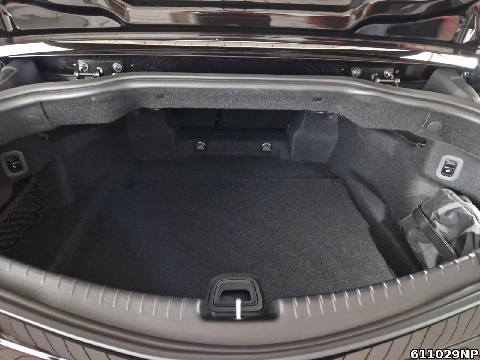 Fahrzeugabbildung Mercedes-Benz CLE 300 4M Edition AMG Advanced+ Burmester 360°