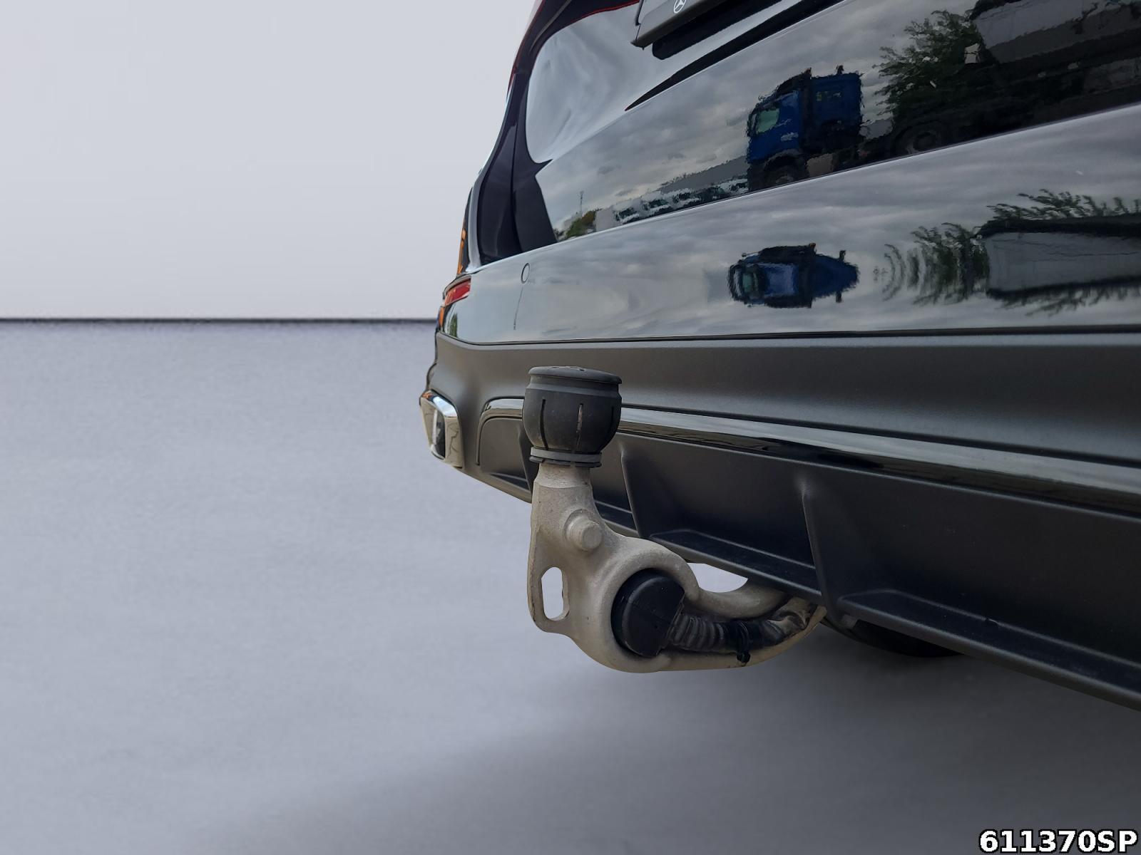 Fahrzeugabbildung Mercedes-Benz E 300 e T AMG AHK NightDistronic Keyless Kamera