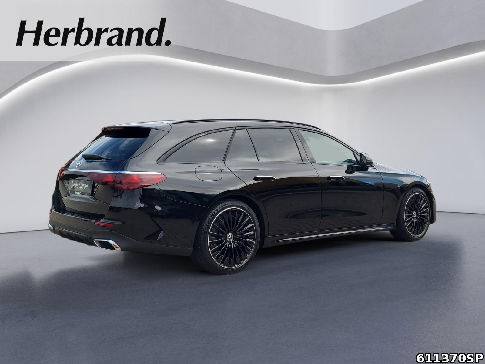 Fahrzeugabbildung Mercedes-Benz E 300 e T AMG AHK NightDistronic Keyless Kamera