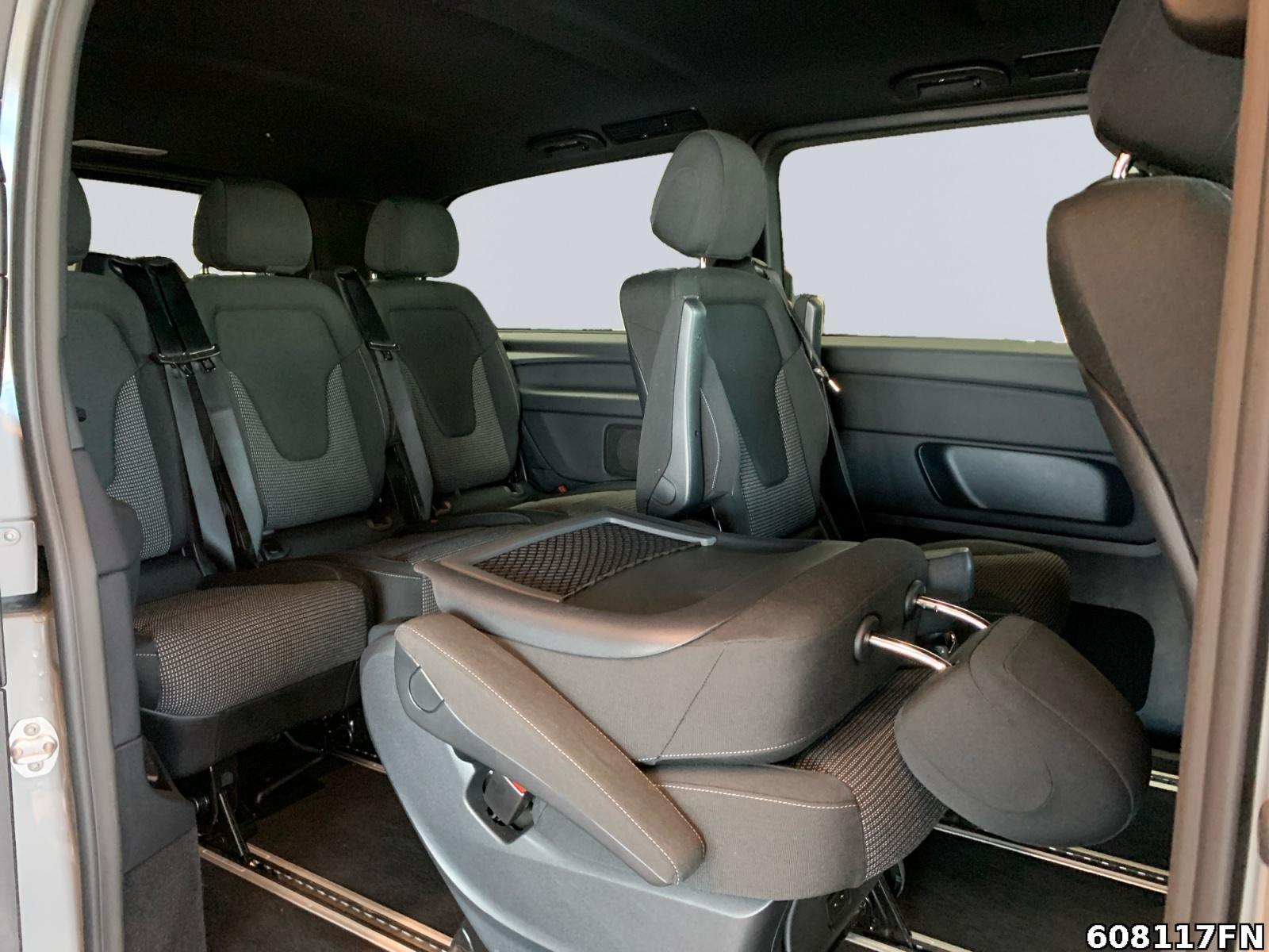 Fahrzeugabbildung Mercedes-Benz V 250 STYLE L AMG *STANDHEIZUNG**AHK**360° KAM*