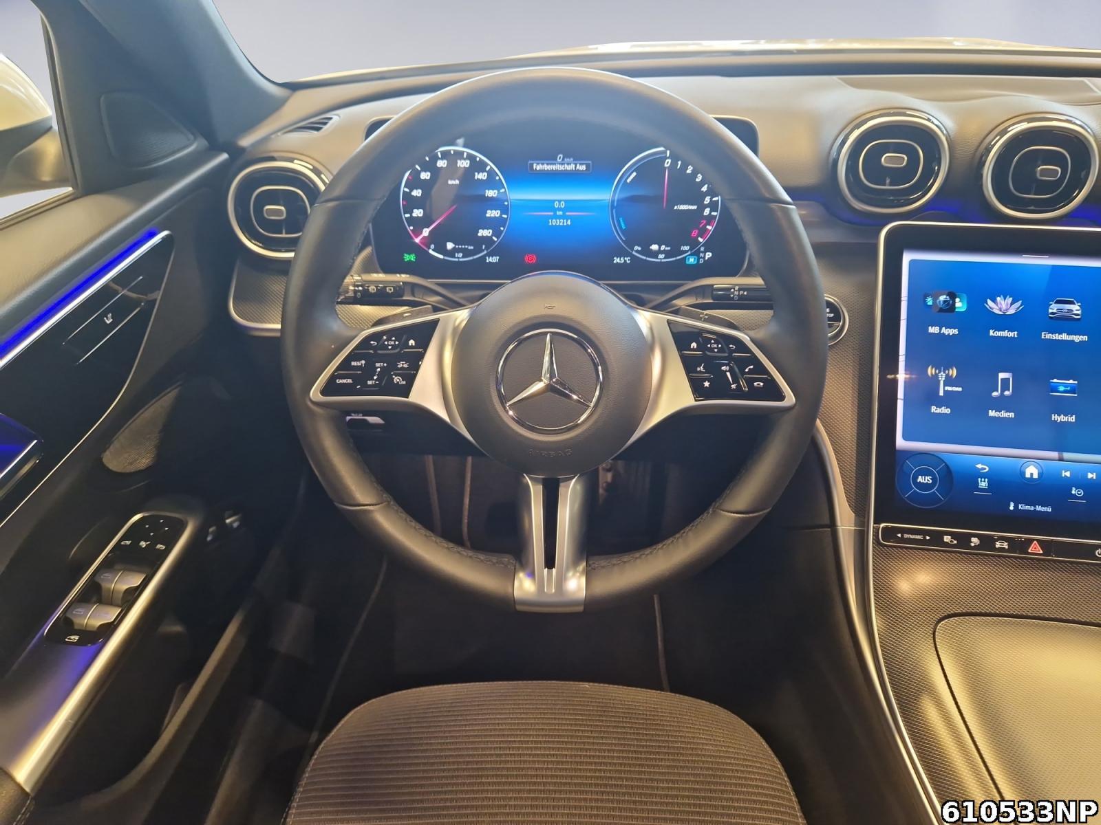 Fahrzeugabbildung Mercedes-Benz C 300 e T Avantgarde Pano AHK Kamera LED CarPlay