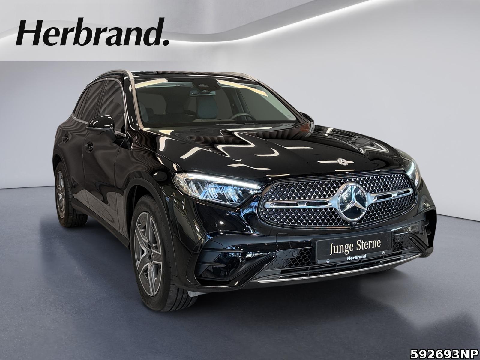 Fahrzeugabbildung Mercedes-Benz GLC 300 d 4M AMG AHK Pano LED Kamera Memory Totw