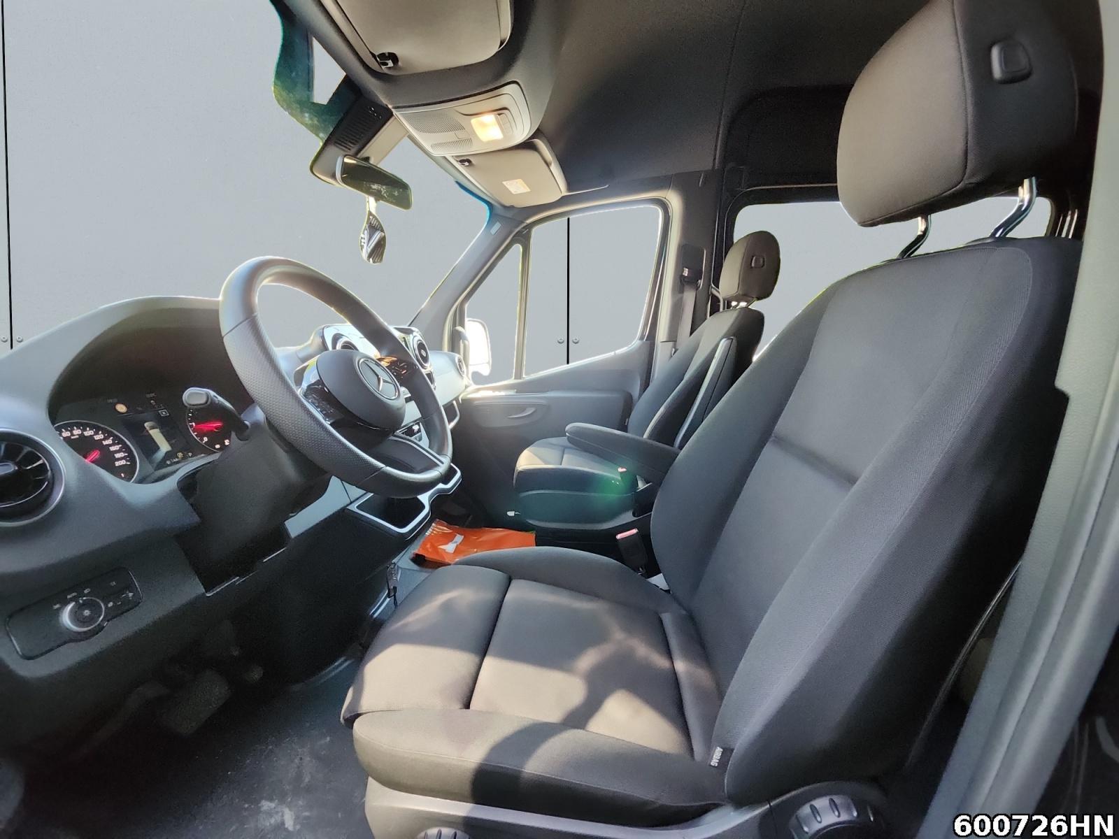 Fahrzeugabbildung Mercedes-Benz Sprinter 317 CDI Tourer*DachKlima*MBUX*AHK*TOP!