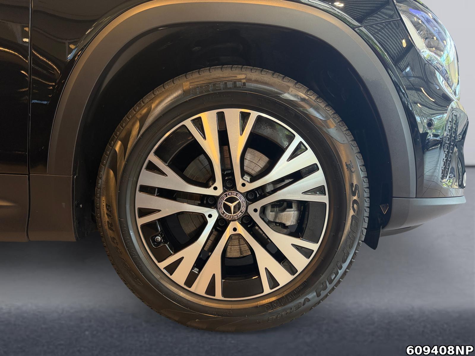 Fahrzeugabbildung Mercedes-Benz GLB 200 Progressive Kamera LED AHK 18 Zoll