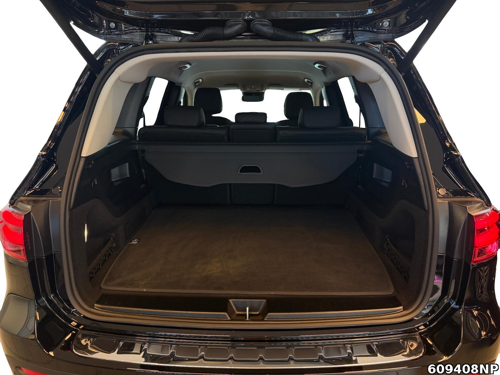 Fahrzeugabbildung Mercedes-Benz GLB 200 Progressive Kamera LED AHK 18 Zoll
