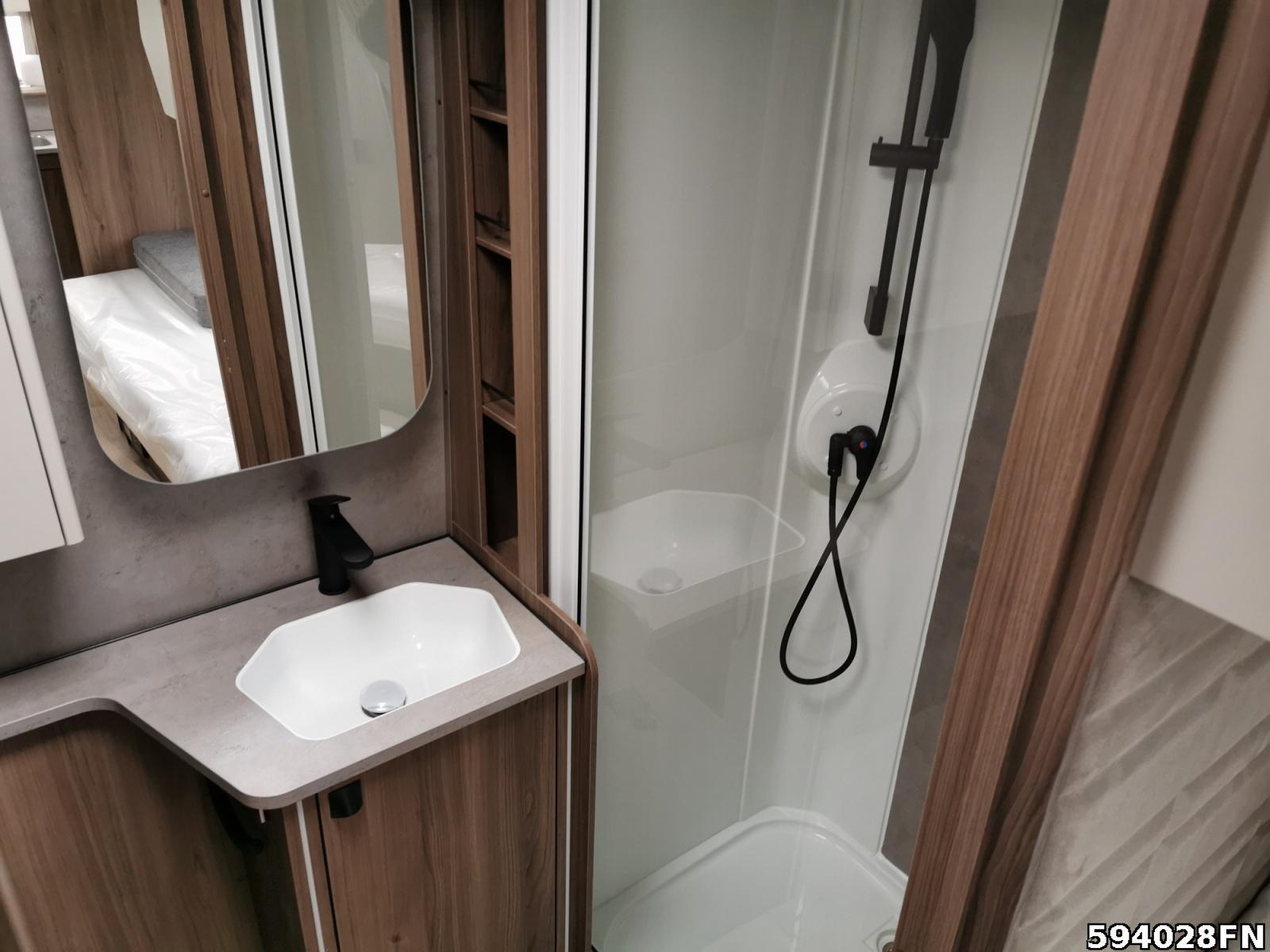 Fahrzeugabbildung Kabe Royal 740 CTDL E2 KS 2026