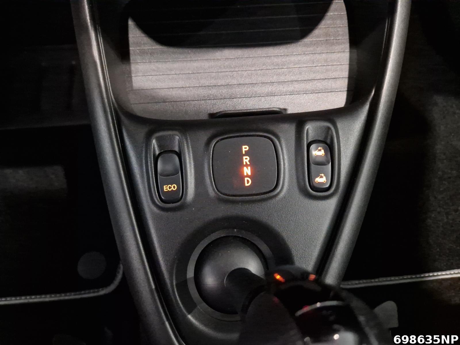 Fahrzeugabbildung Smart ForTwo EQ Cabrio Einparkhilfe hinten 22KW