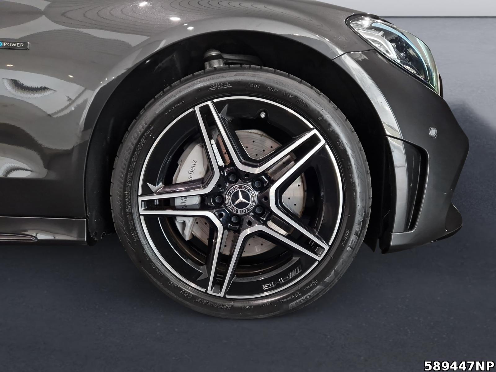 Fahrzeugabbildung Mercedes-Benz C 300 e T AMG Night LED Sound Kamera Ambiente