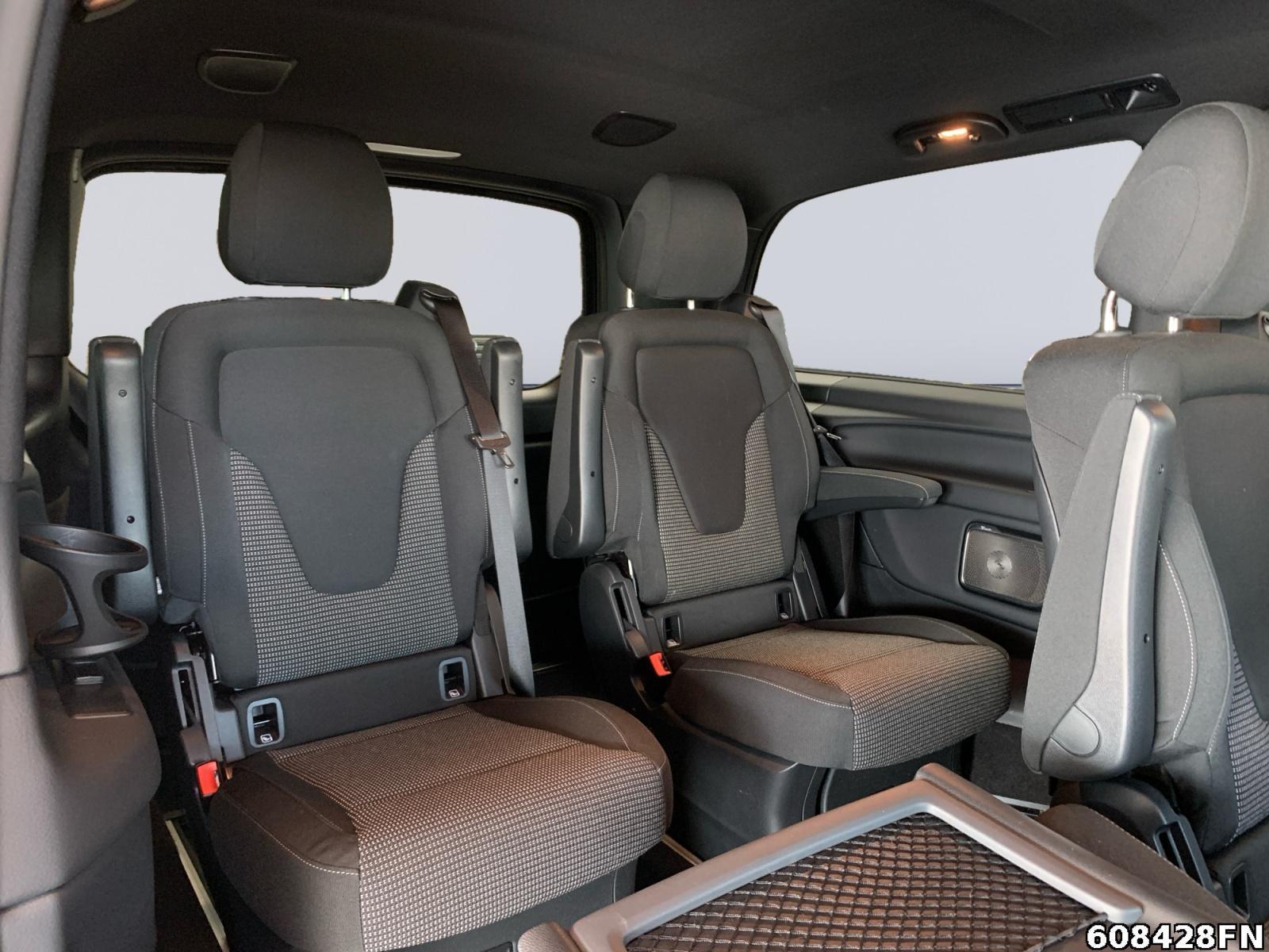 Fahrzeugabbildung Mercedes-Benz V 300 STYLE L AMG *AIRMATIC*BURMESTER*STANDHEIZ*