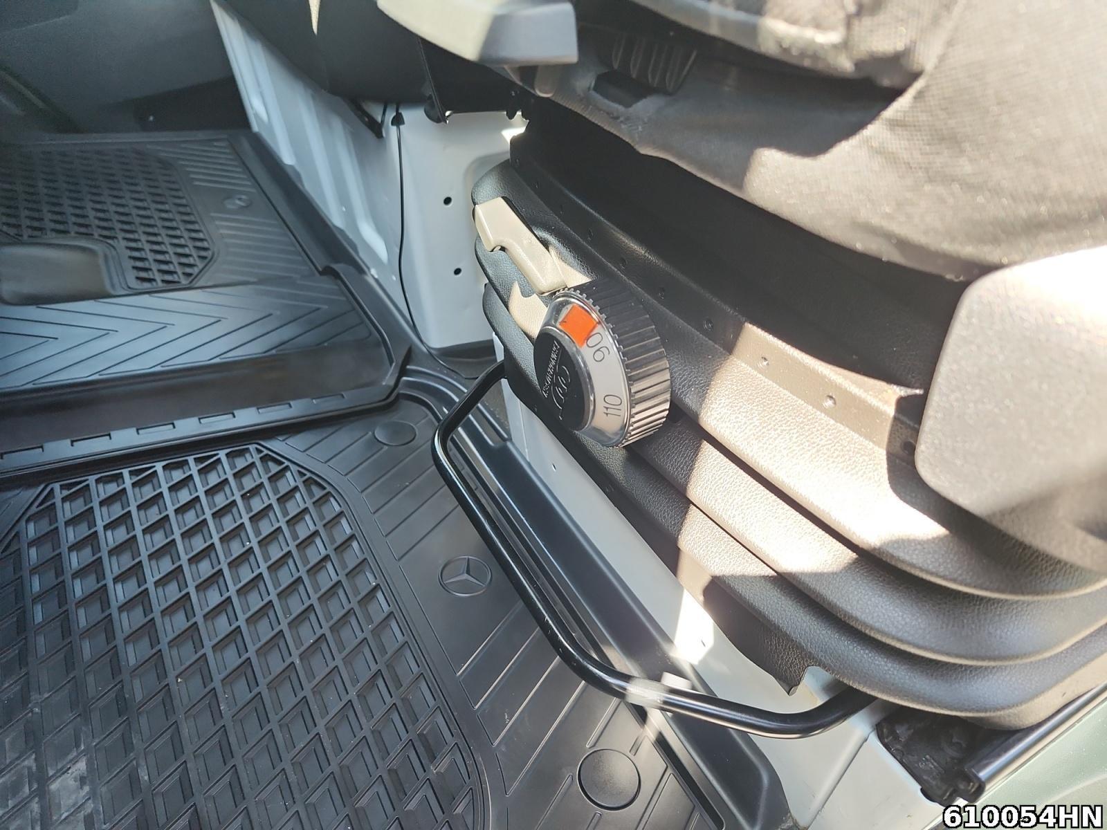 Fahrzeugabbildung Mercedes-Benz Sprinter 317 XXL*MBUX*360Kamera*Schwingsitz*