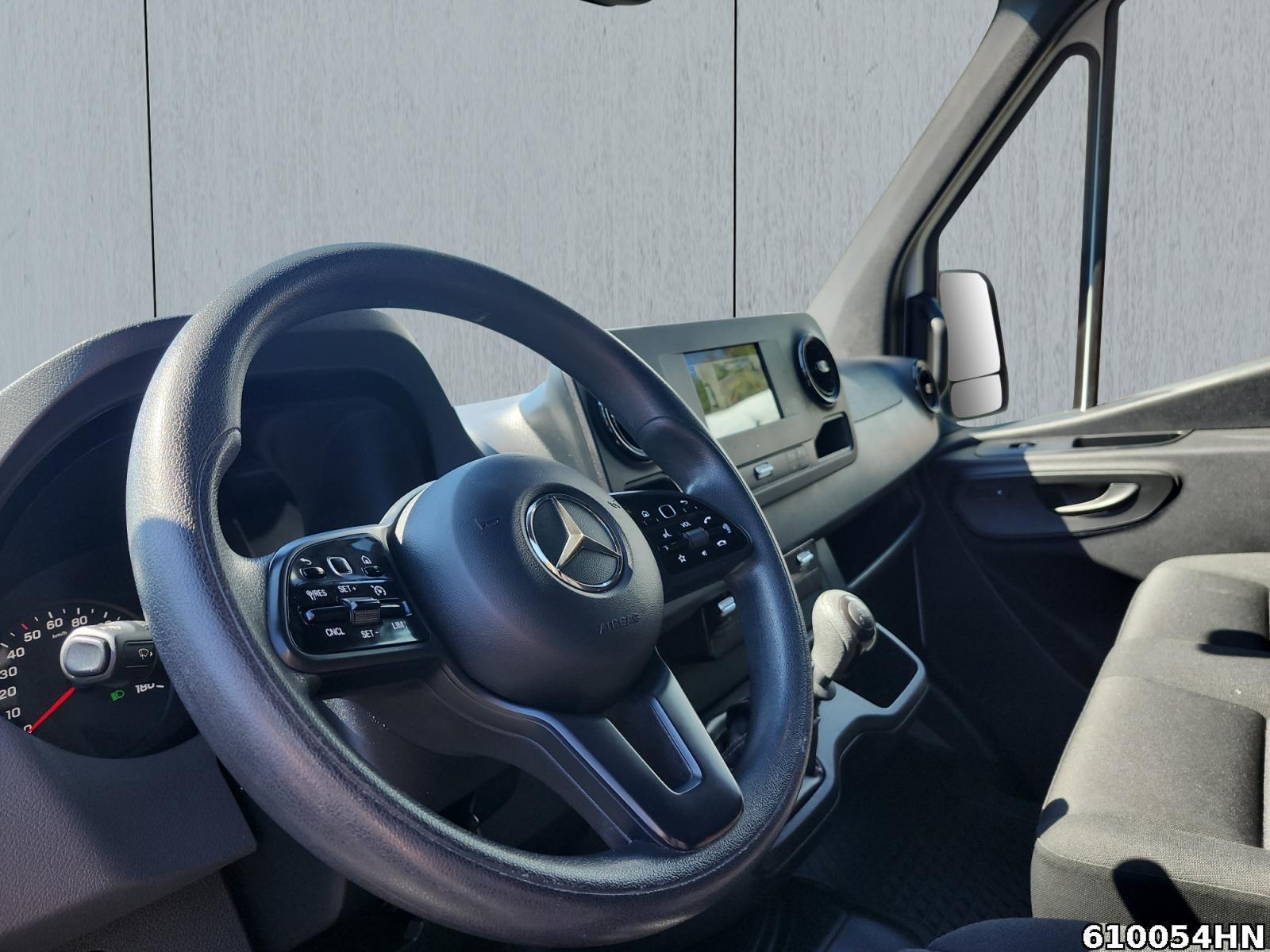 Fahrzeugabbildung Mercedes-Benz Sprinter 317 XXL*MBUX*360Kamera*Schwingsitz*