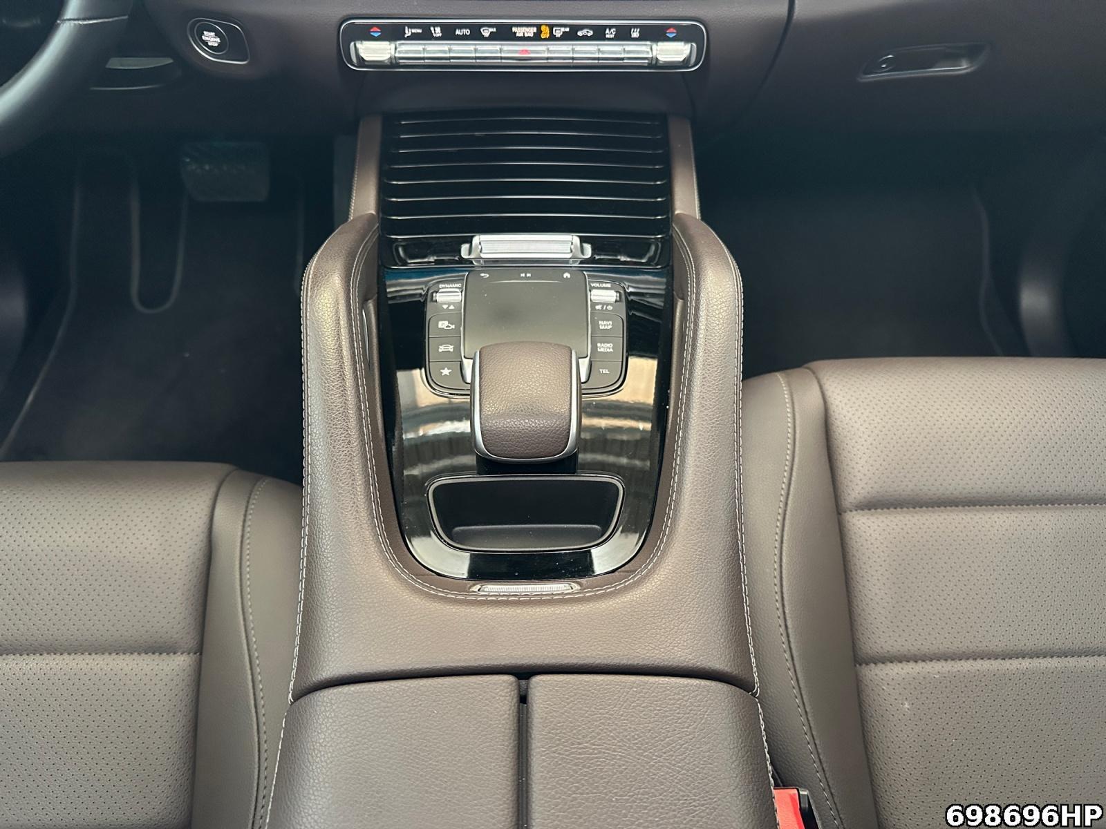 Fahrzeugabbildung Mercedes-Benz GLE 350 de 4M Panorama Burmester DISTRONIC