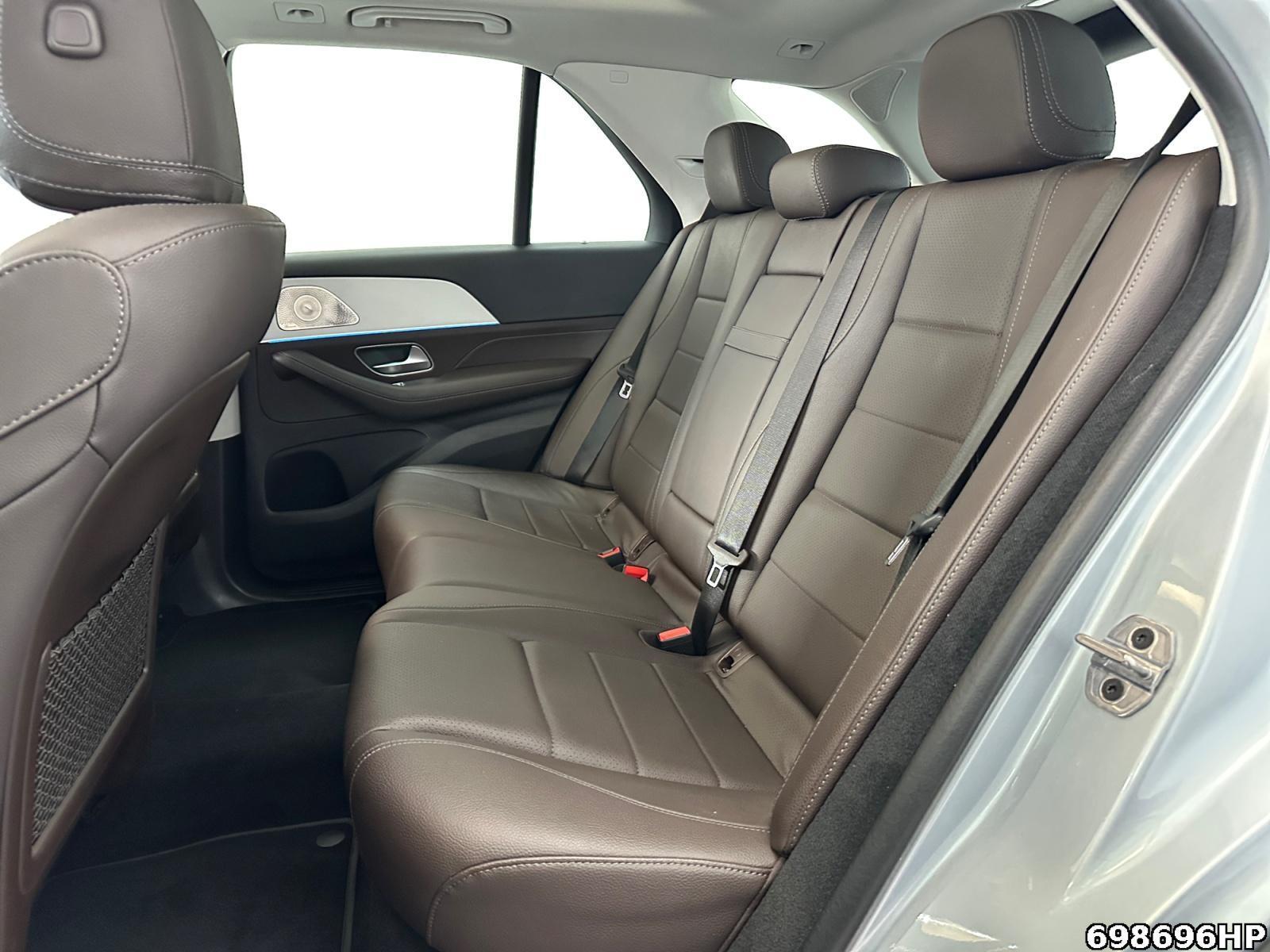 Fahrzeugabbildung Mercedes-Benz GLE 350 de 4M Panorama Burmester DISTRONIC