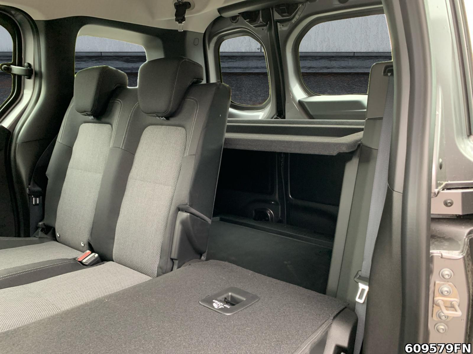 Fahrzeugabbildung Mercedes-Benz Citan PROGR. PLUS *KLIMAAUTOM.*KAM*LENKRADHEIZ*
