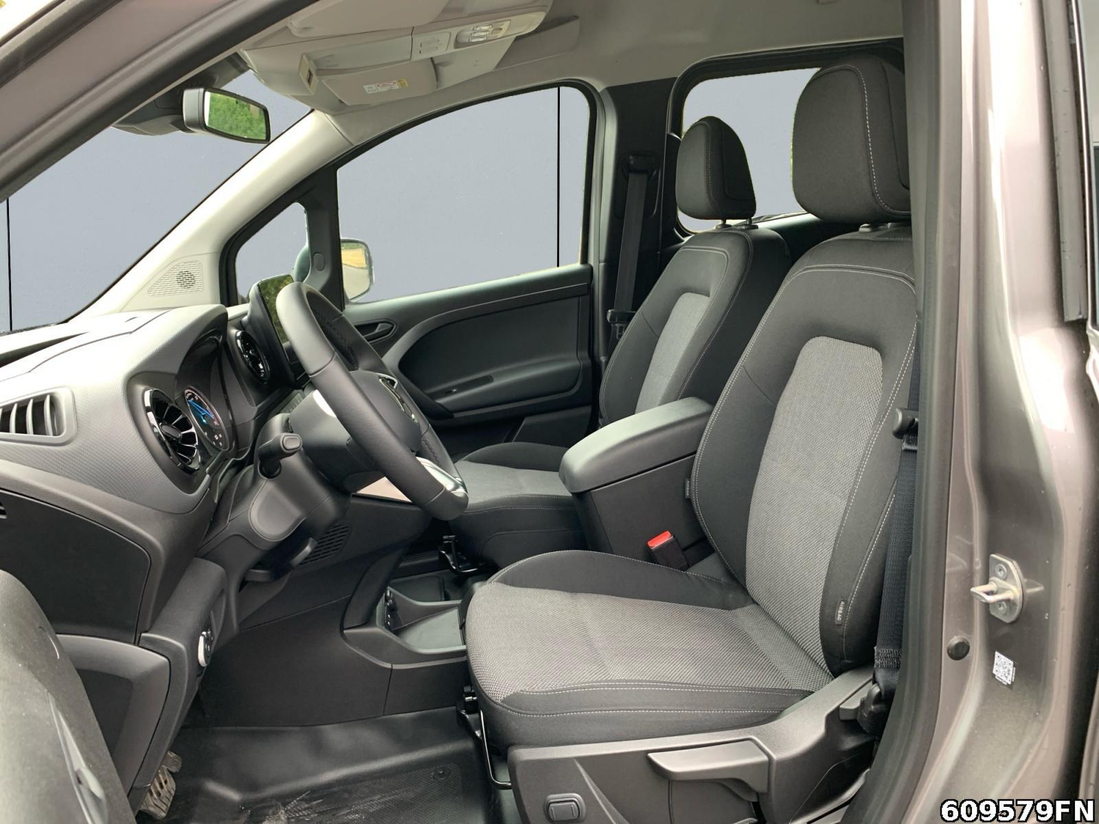 Fahrzeugabbildung Mercedes-Benz Citan PROGR. PLUS *KLIMAAUTOM.*KAM*LENKRADHEIZ*