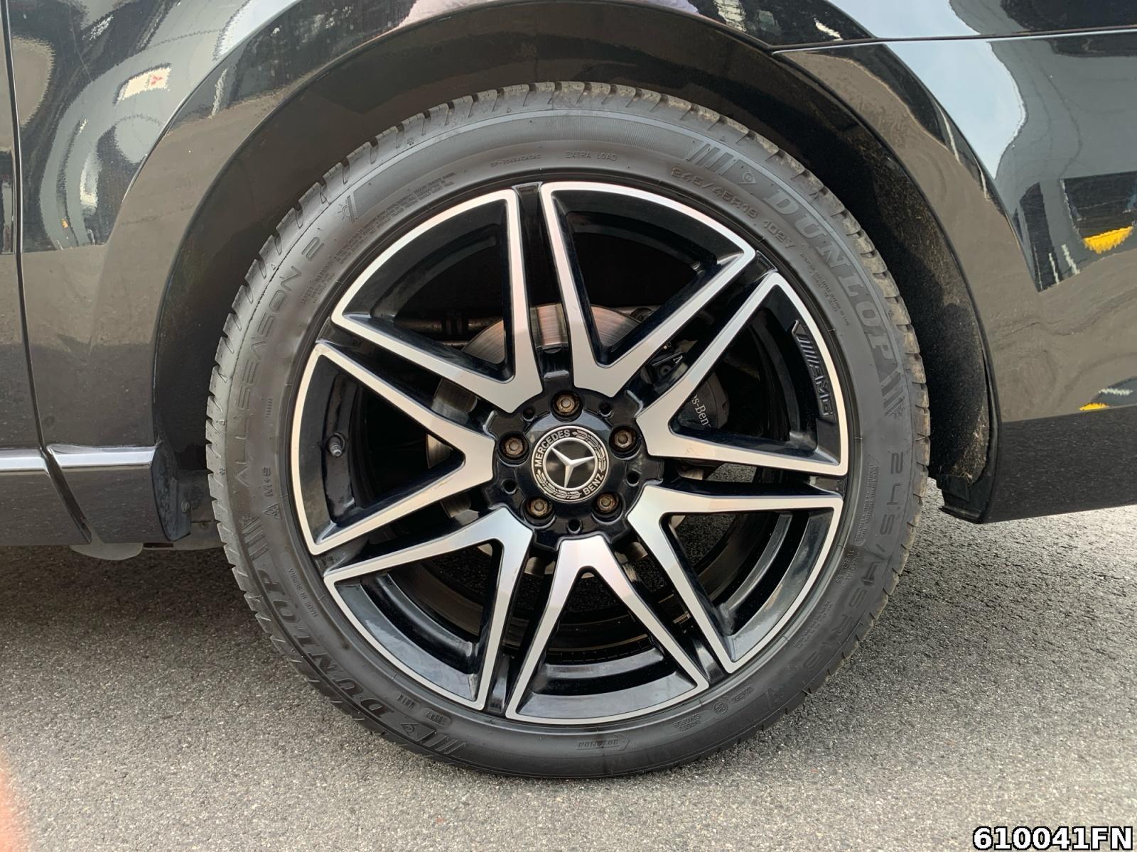 Fahrzeugabbildung Mercedes-Benz V 220 ED/L AMG *6-SITZE**LED**DISTRONIC**KAMERA*