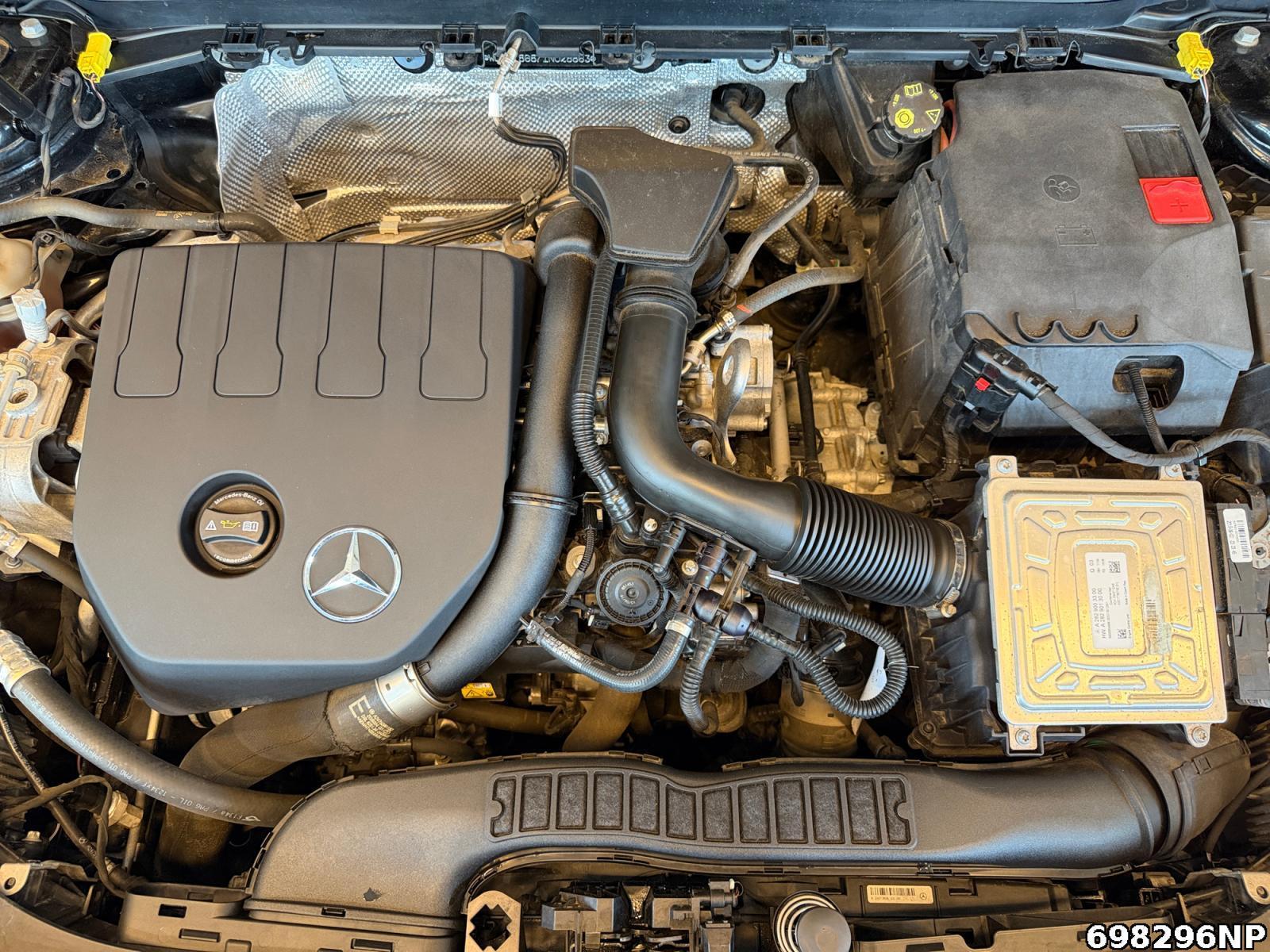 Fahrzeugabbildung Mercedes-Benz CLA 200 Shooting Brake Progressive CarPlay Rückfahrkamera