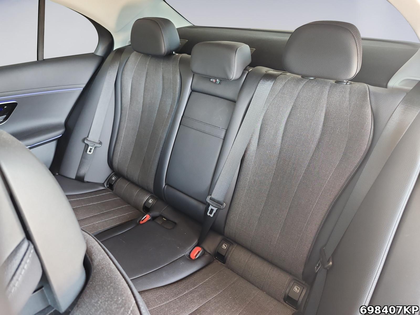 Fahrzeugabbildung Mercedes-Benz E 220 d Avantgarde Kamera Totw AHK Lenkradhzg