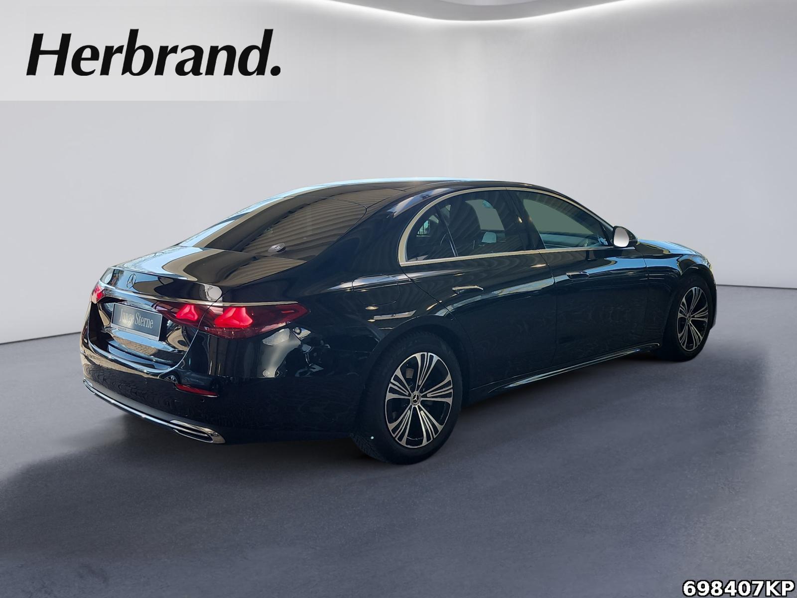 Fahrzeugabbildung Mercedes-Benz E 220 d Avantgarde Kamera Totw AHK Lenkradhzg
