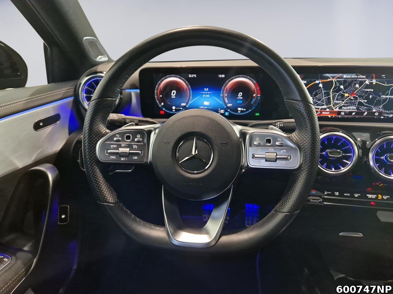 Fahrzeugabbildung Mercedes-Benz A 250 AMG Line Edition 2020 Night Totwinkel