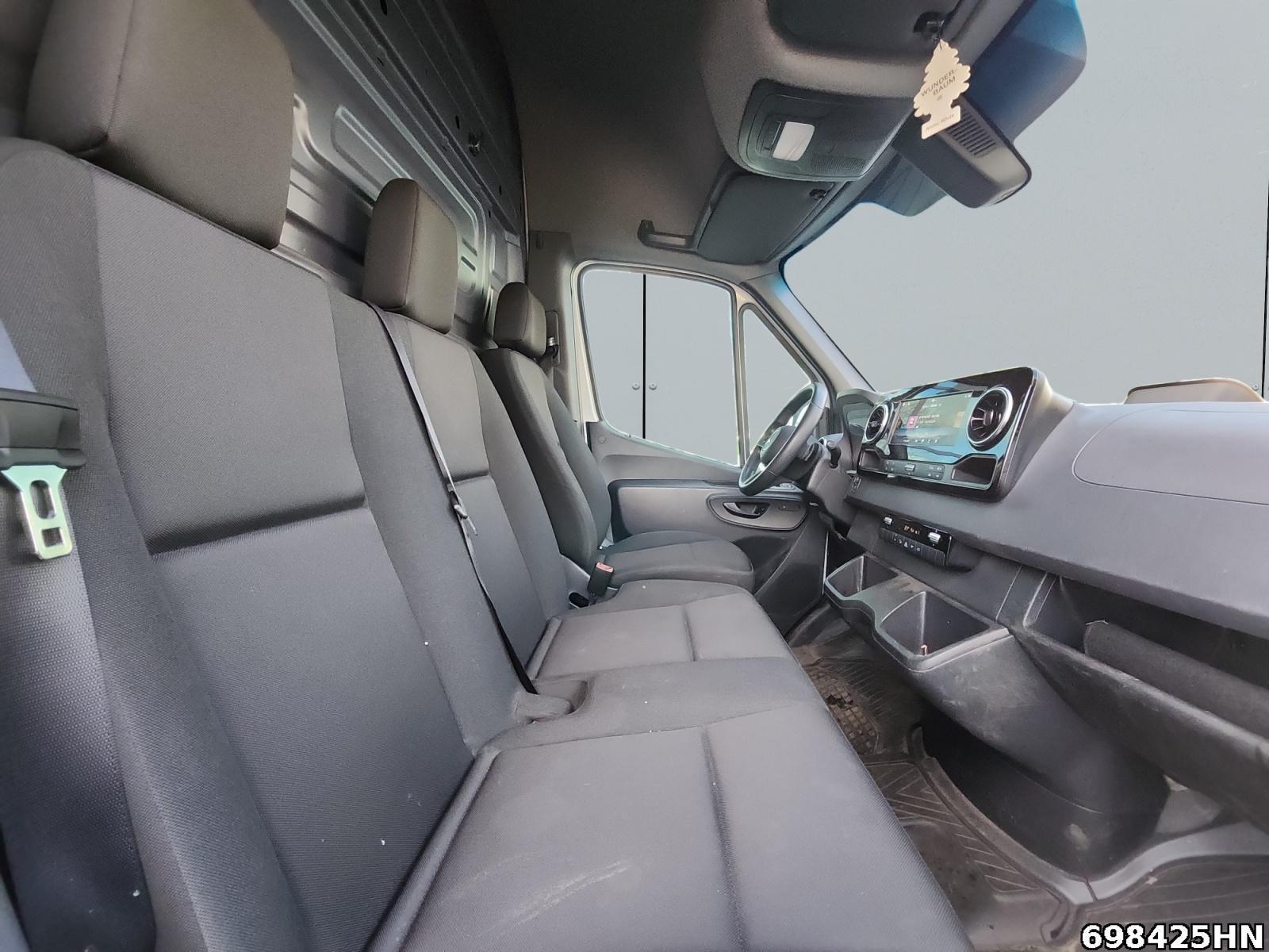 Fahrzeugabbildung Mercedes-Benz Sprinter 317 CDI Kasten PRO*Maxi*LED*Automatik*