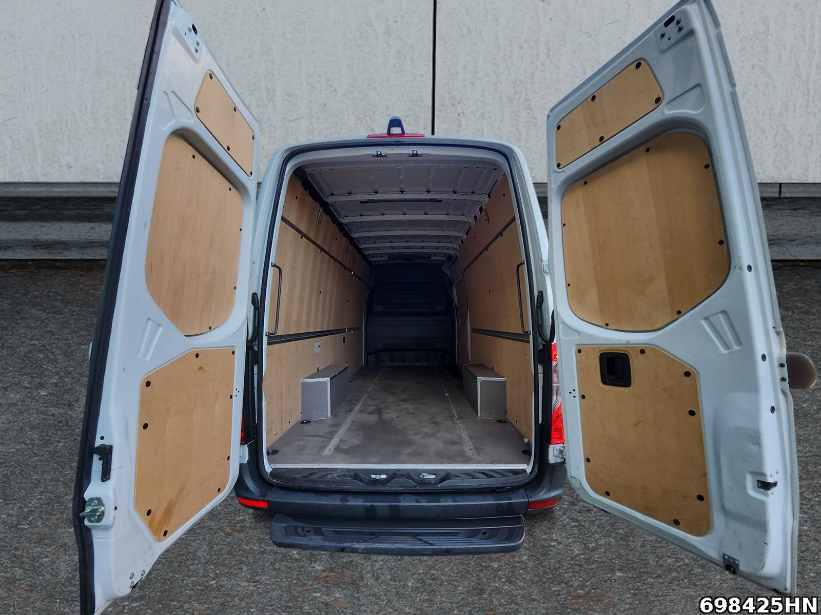Fahrzeugabbildung Mercedes-Benz Sprinter 317 CDI Kasten PRO*Maxi*LED*Automatik*
