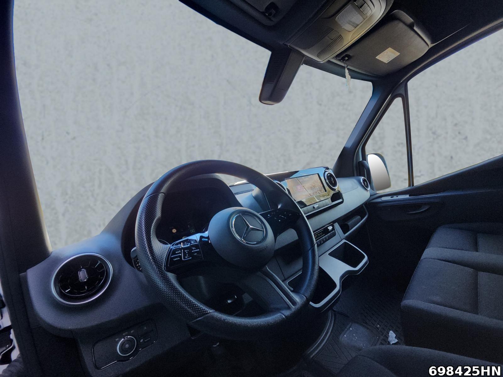 Fahrzeugabbildung Mercedes-Benz Sprinter 317 CDI Kasten PRO*Maxi*LED*Automatik*