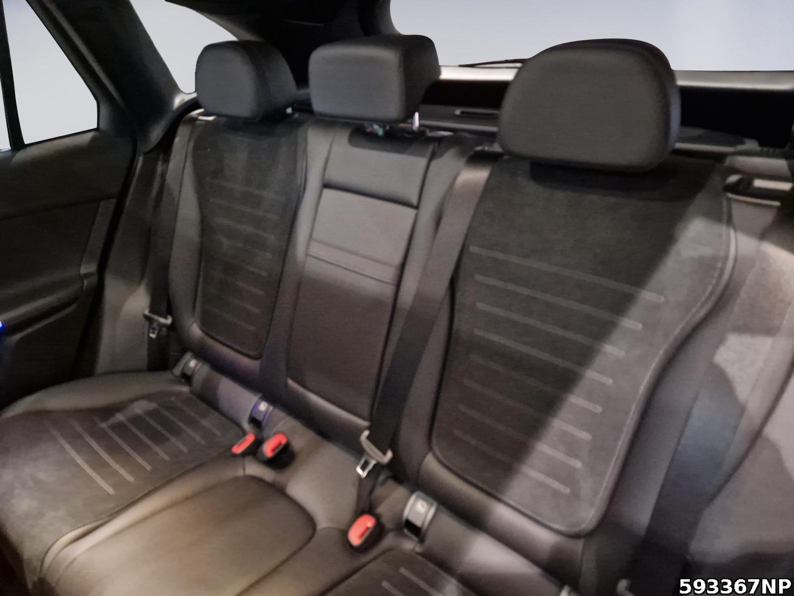 Fahrzeugabbildung Mercedes-Benz GLC 300 de 4MATIC +AMG+AHK+360+DIGITALLIGHT+PANO