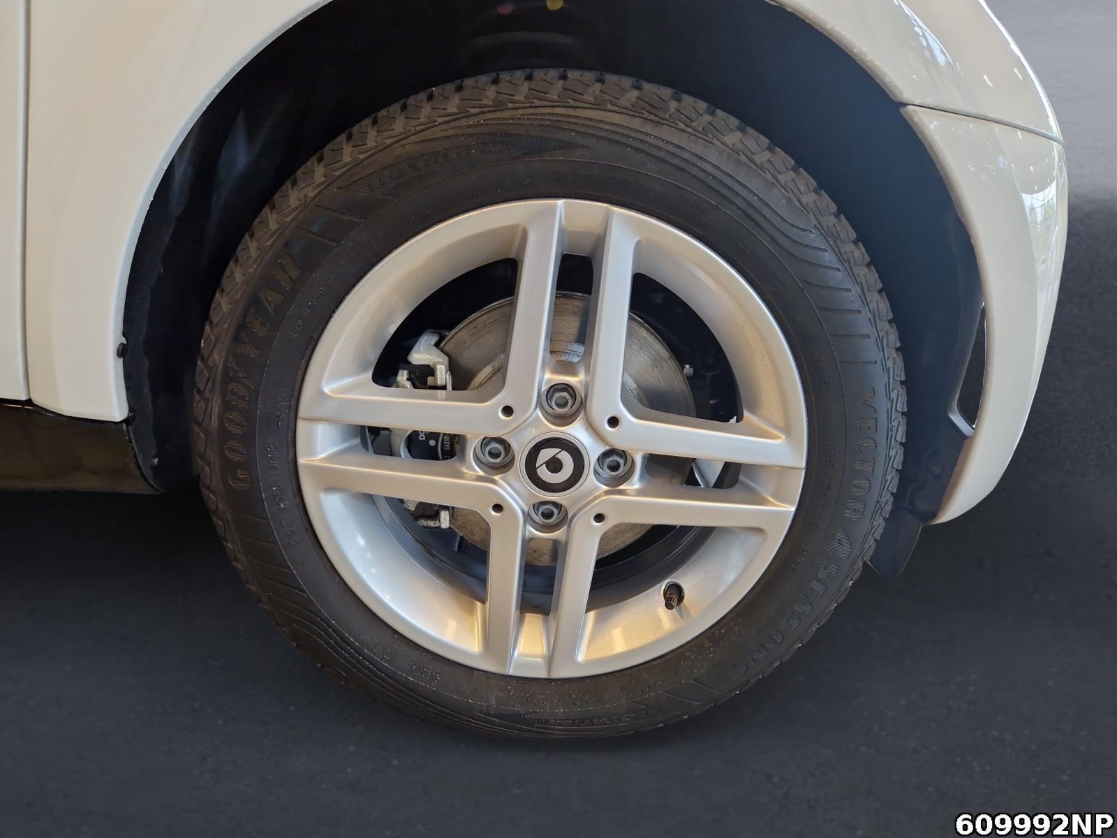 Fahrzeugabbildung Smart ForTwo EQ Coupé Sitzheizung 22kW-Bordlader