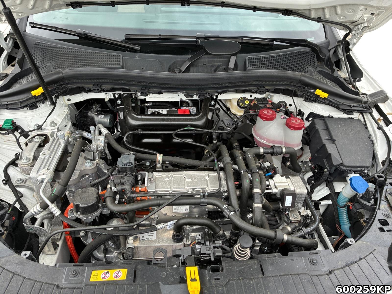 Fahrzeugabbildung Mercedes-Benz EQA Electric Art Pano Night Memo Lenkradhzg