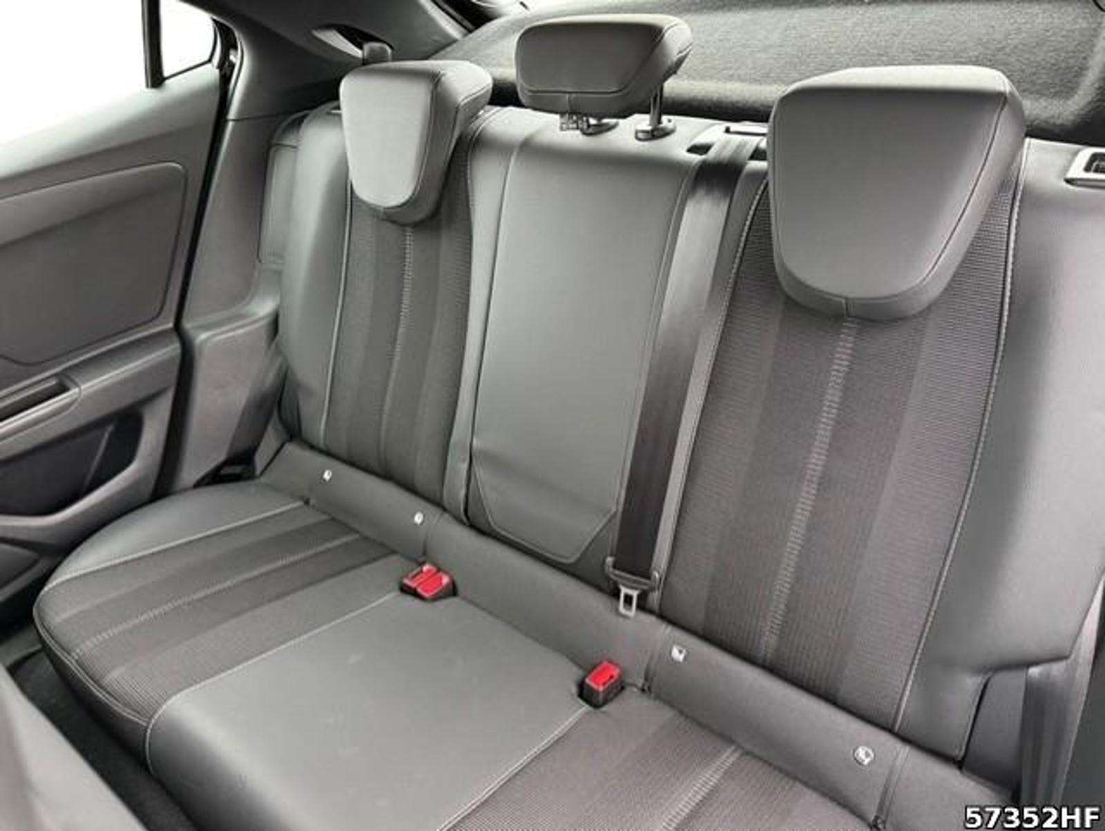 Fahrzeugabbildung Opel Mokka -e Elegance