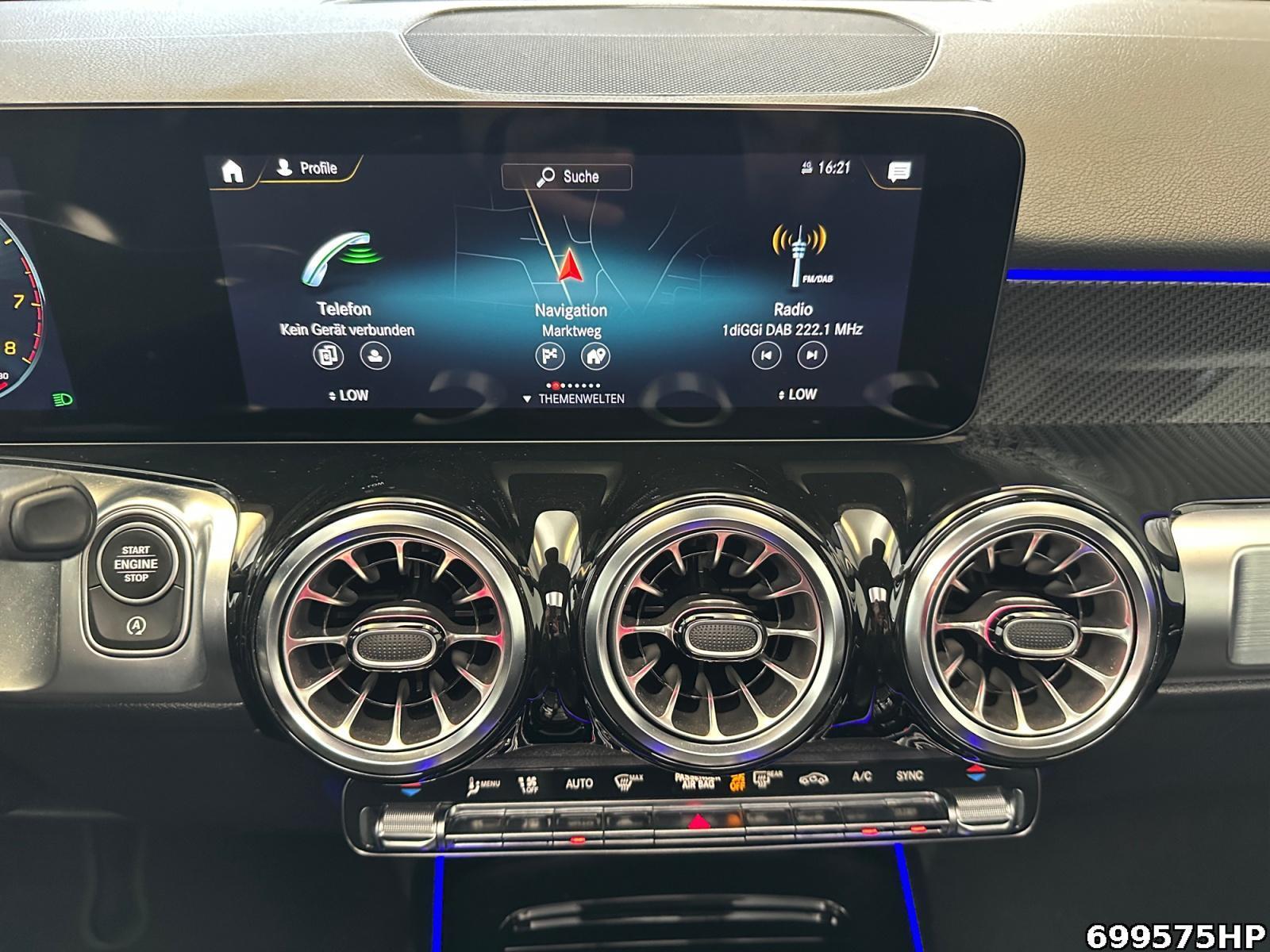 Fahrzeugabbildung Mercedes-Benz GLB 180 AMG Night PANO MULTIBEAM KEYLESS 360°-K.