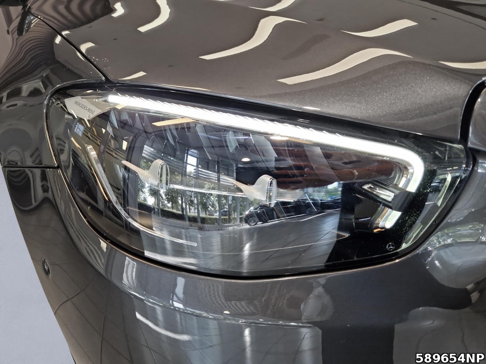 Fahrzeugabbildung Mercedes-Benz E 300 T Avantgarde 360° Fahrassistenzpaket+