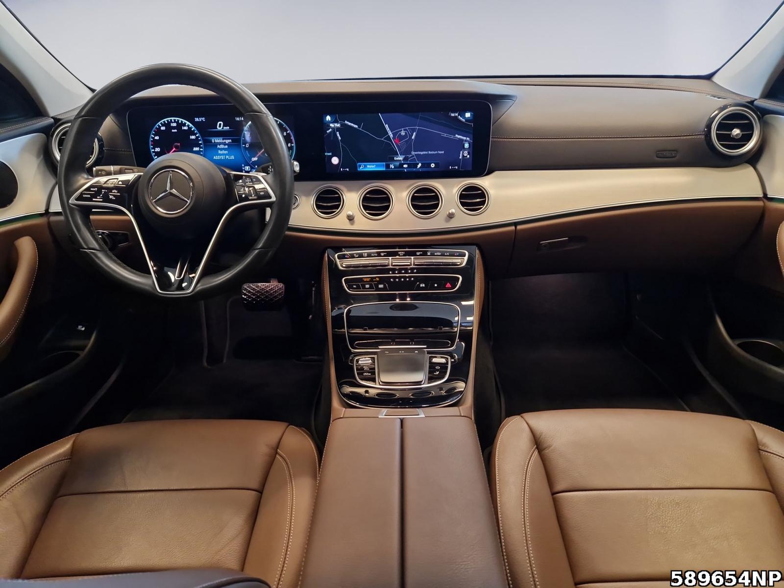 Fahrzeugabbildung Mercedes-Benz E 300 T Avantgarde 360° Fahrassistenzpaket+