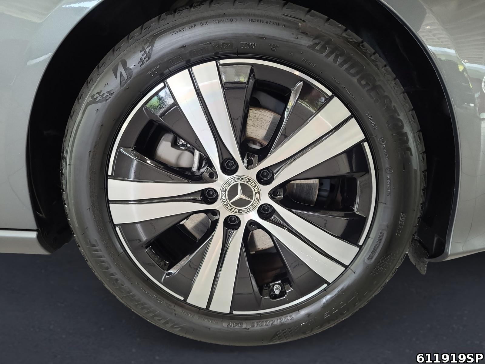 Fahrzeugabbildung Mercedes-Benz C 180 Avantgarde AHK Ambiente Kamera Lenkradhzg