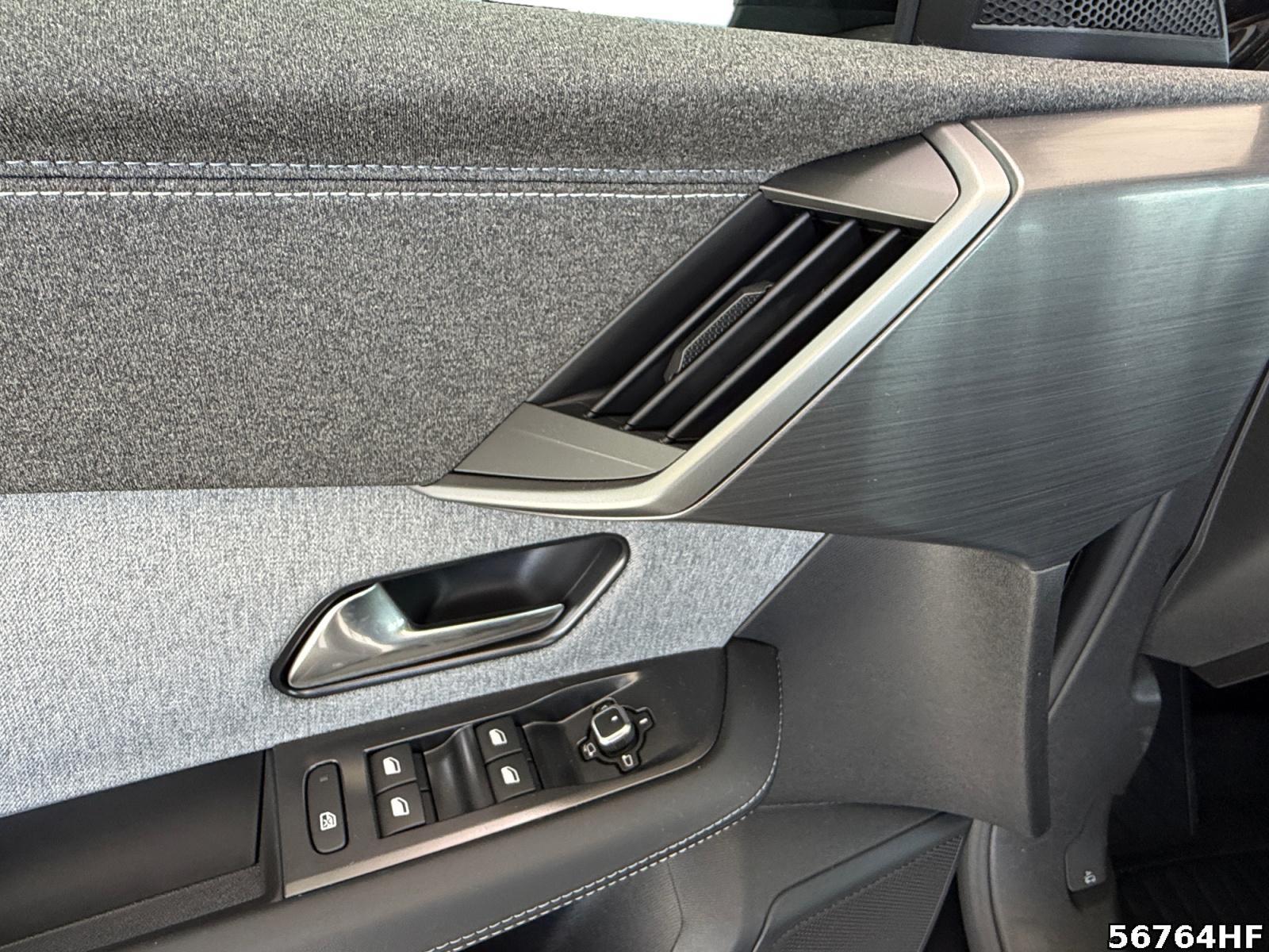 Fahrzeugabbildung Opel Grandland X Edition*Totwinkelassis*Carplay*