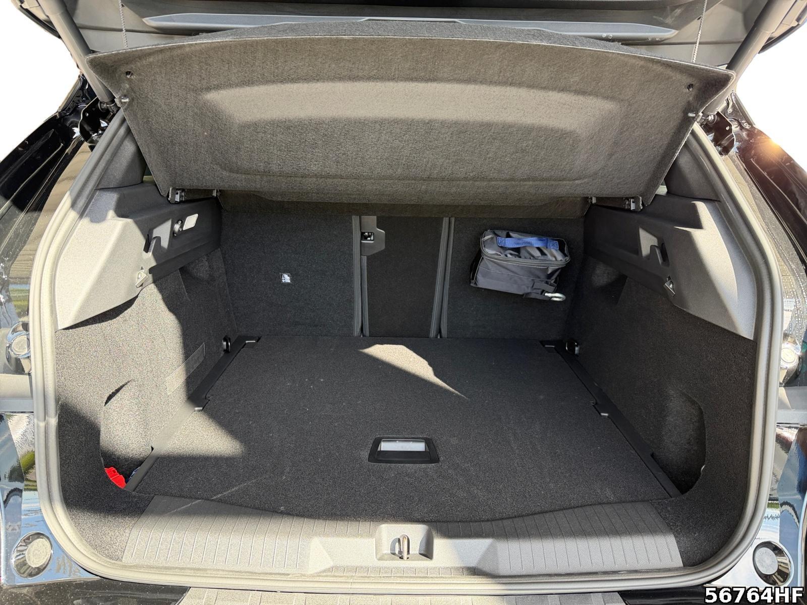 Fahrzeugabbildung Opel Grandland X Edition*Totwinkelassis*Carplay*