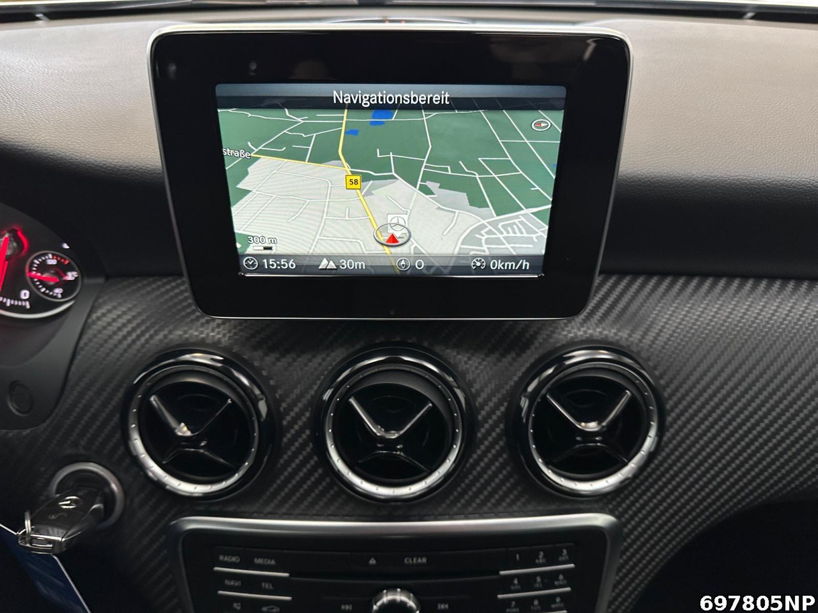 Fahrzeugabbildung Mercedes-Benz GLA 180 Sitzheizung Navigation Business-Paket