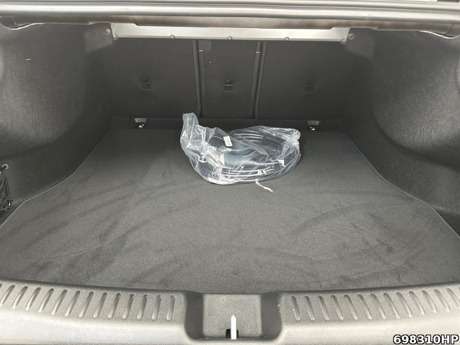 Fahrzeugabbildung Mercedes-Benz CLA 250 +AMG+AHK+MULTIBEAM+360°KAM.+WINTER+