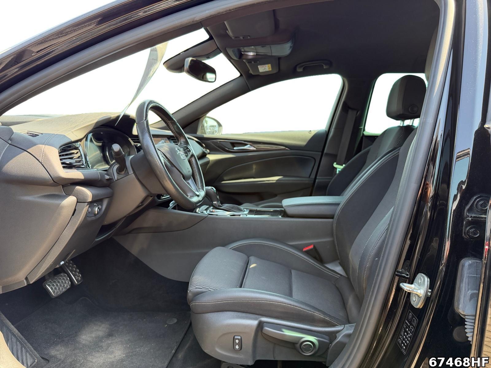 Fahrzeugabbildung Opel Insignia 2.0 CDTI, Business Elegance