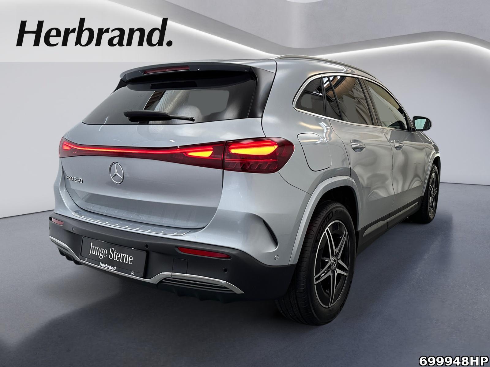 Fahrzeugabbildung Mercedes-Benz EQA AMG Memory 360°Cam Distronic Sportsitze