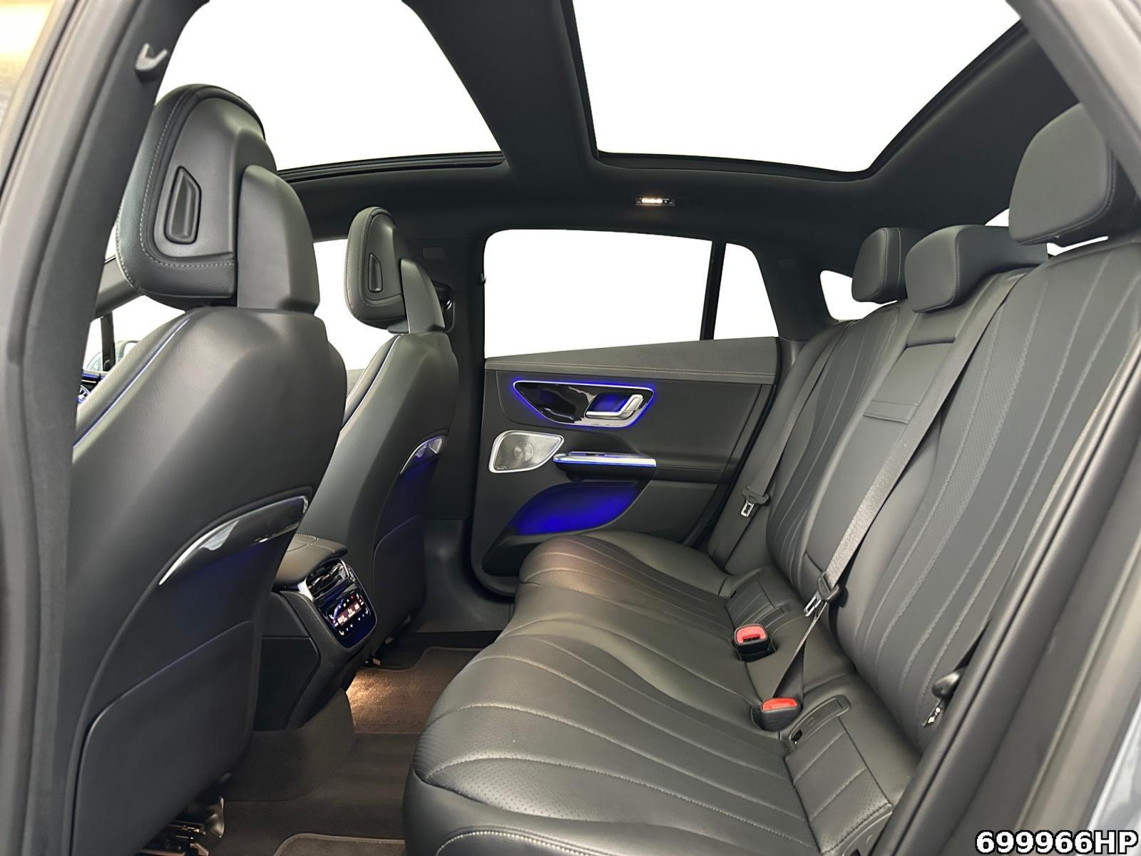 Fahrzeugabbildung Mercedes-Benz EQE Electric Art Burmester Pano Distronic