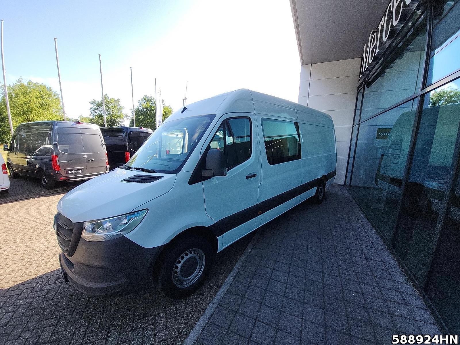 Fahrzeugabbildung Mercedes-Benz Sprinter 315 Maxi Mixto 4 Sitze