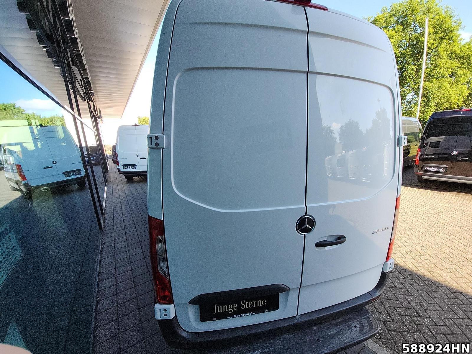 Fahrzeugabbildung Mercedes-Benz Sprinter 315 Maxi Mixto 4 Sitze